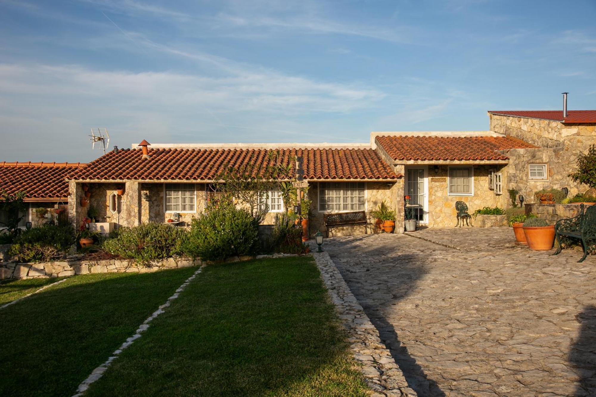 Casas Da Gralha Bed & Breakfast Turquel Ngoại thất bức ảnh